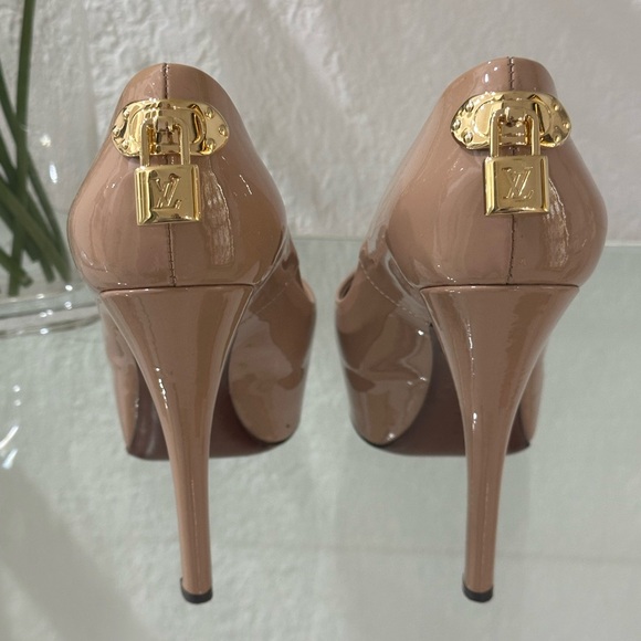 Louis Vuitton shoes - Picture 12 of 12